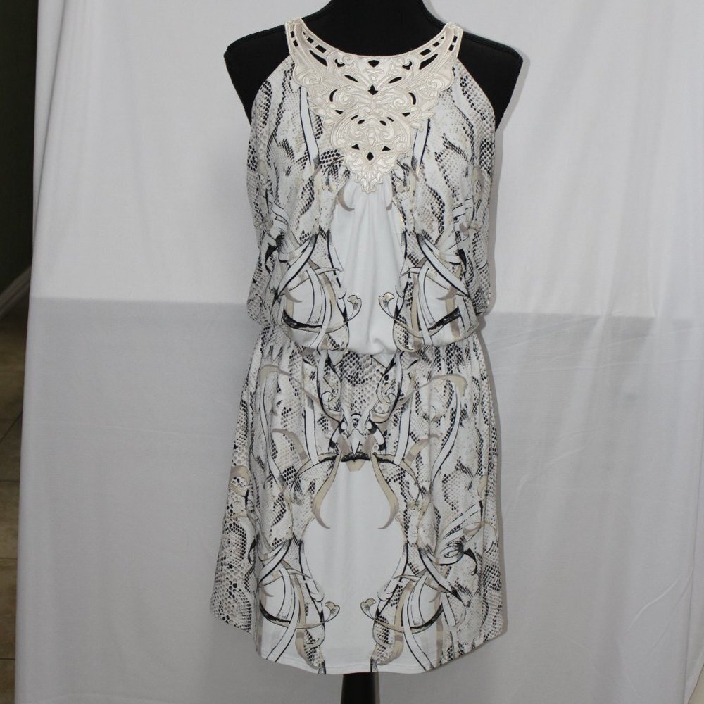 White House Black Market White/Gold Pattern Dress